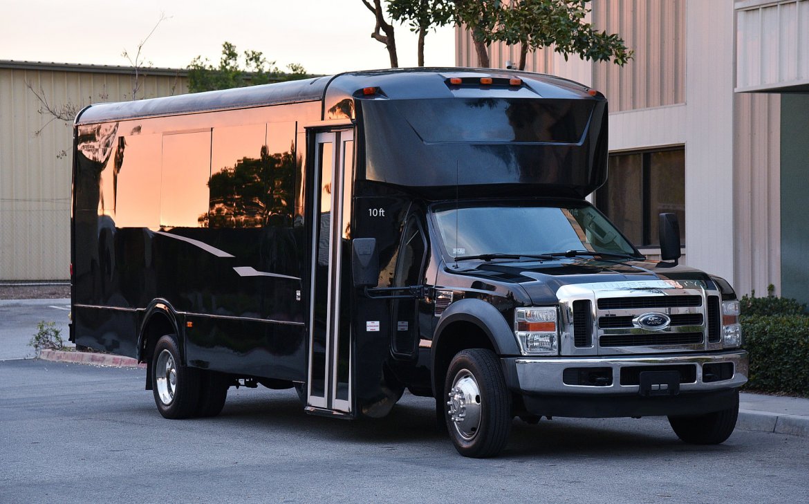 Limo Bus for sale: 2010 Ford F-550 by Designer Coach