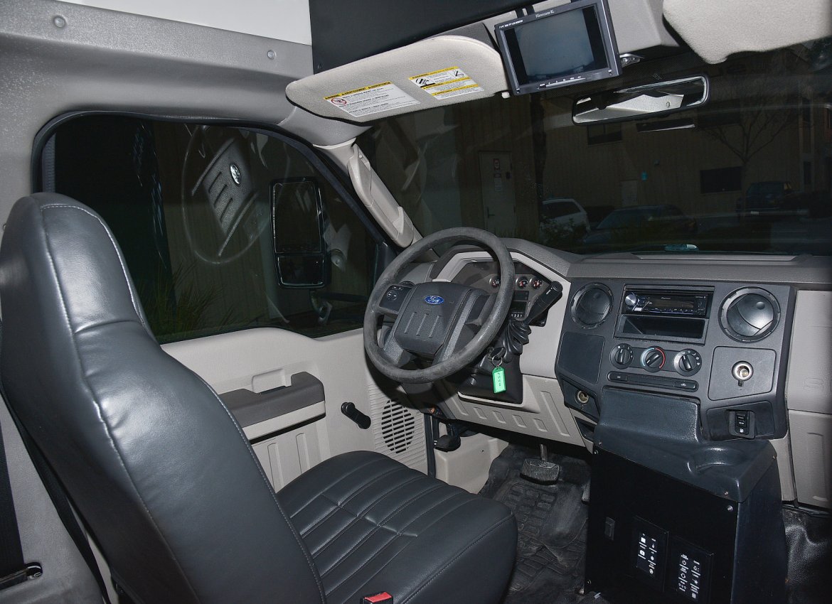 Limo Bus for Sale in Fontana, CA - Photo 10