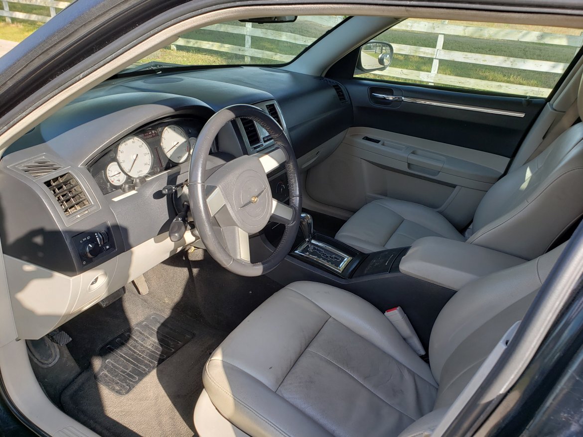Limousine for Sale in Houston, TX - Photo 9