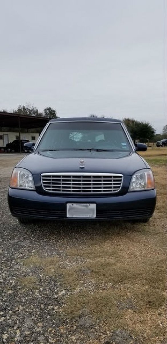 2001 Cadillac DeVille S&S Presidential Limousine for Sale in San Antonio, TX - Photo 2