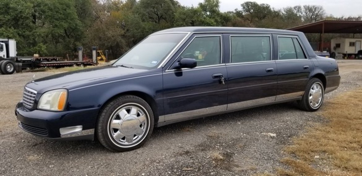 Limousine for sale: 2001 Cadillac DeVille S&amp;S Presidential