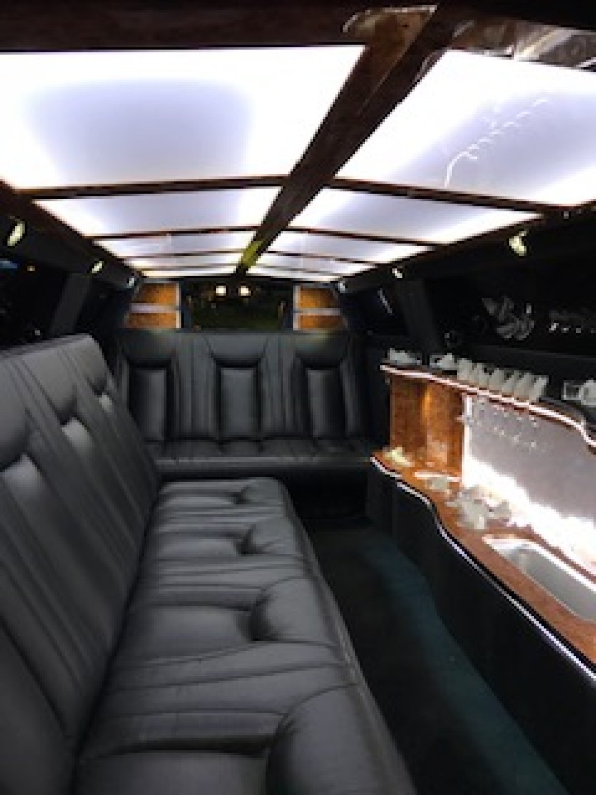 Limousine for Sale in Hingham, MA - Photo 3