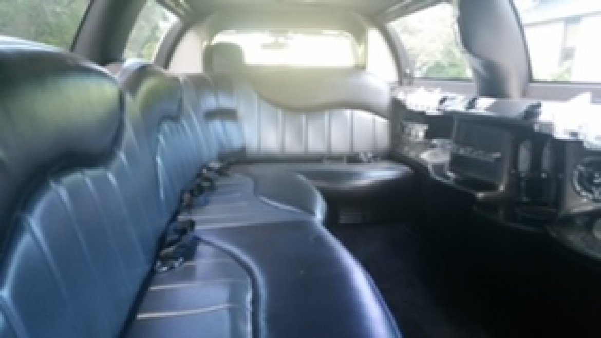 Limousine for Sale in Hingham, MA - Photo 6