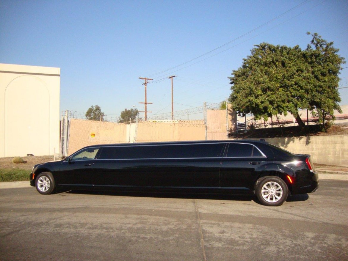Limousine for Sale in Carson, CA - Photo 6