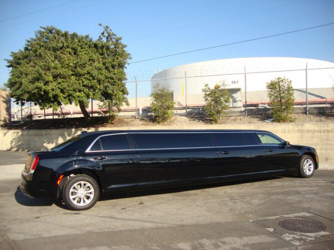 Limousine for Sale in Carson, CA - Photo 22