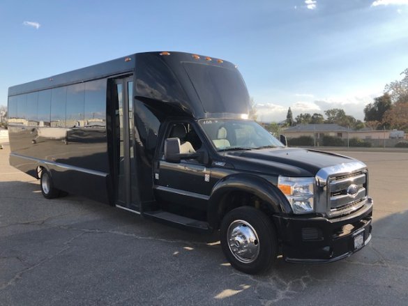 2015 Ford F550 Executive Shuttle for Sale in Riverside, CA - Main Photo