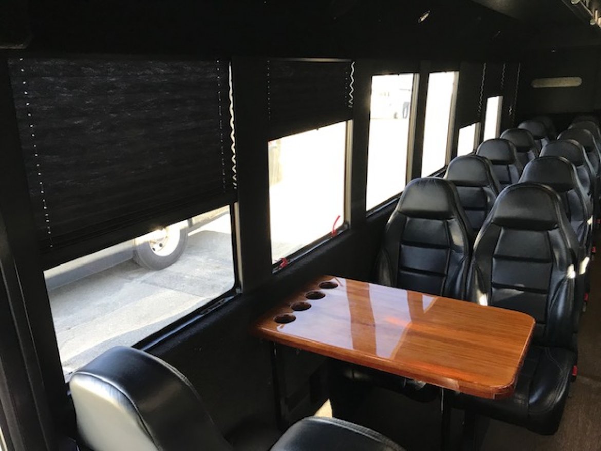 Executive Shuttle for Sale in Riverside, CA - Photo 13