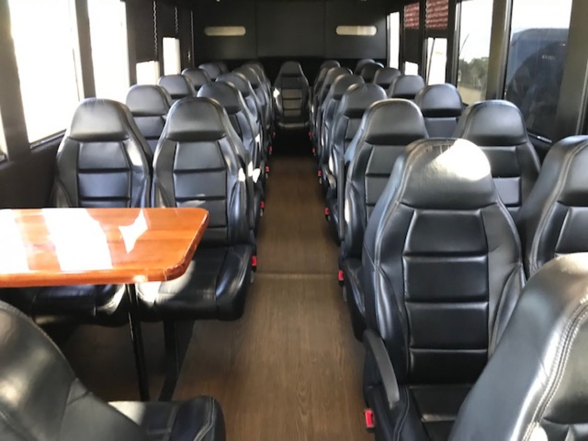 Executive Shuttle for Sale in Riverside, CA - Photo 16