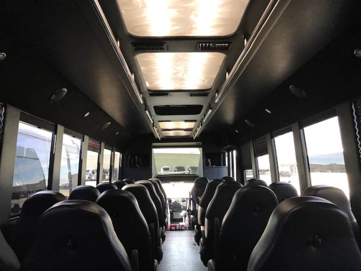 Executive Shuttle for Sale in Riverside, CA - Photo 18
