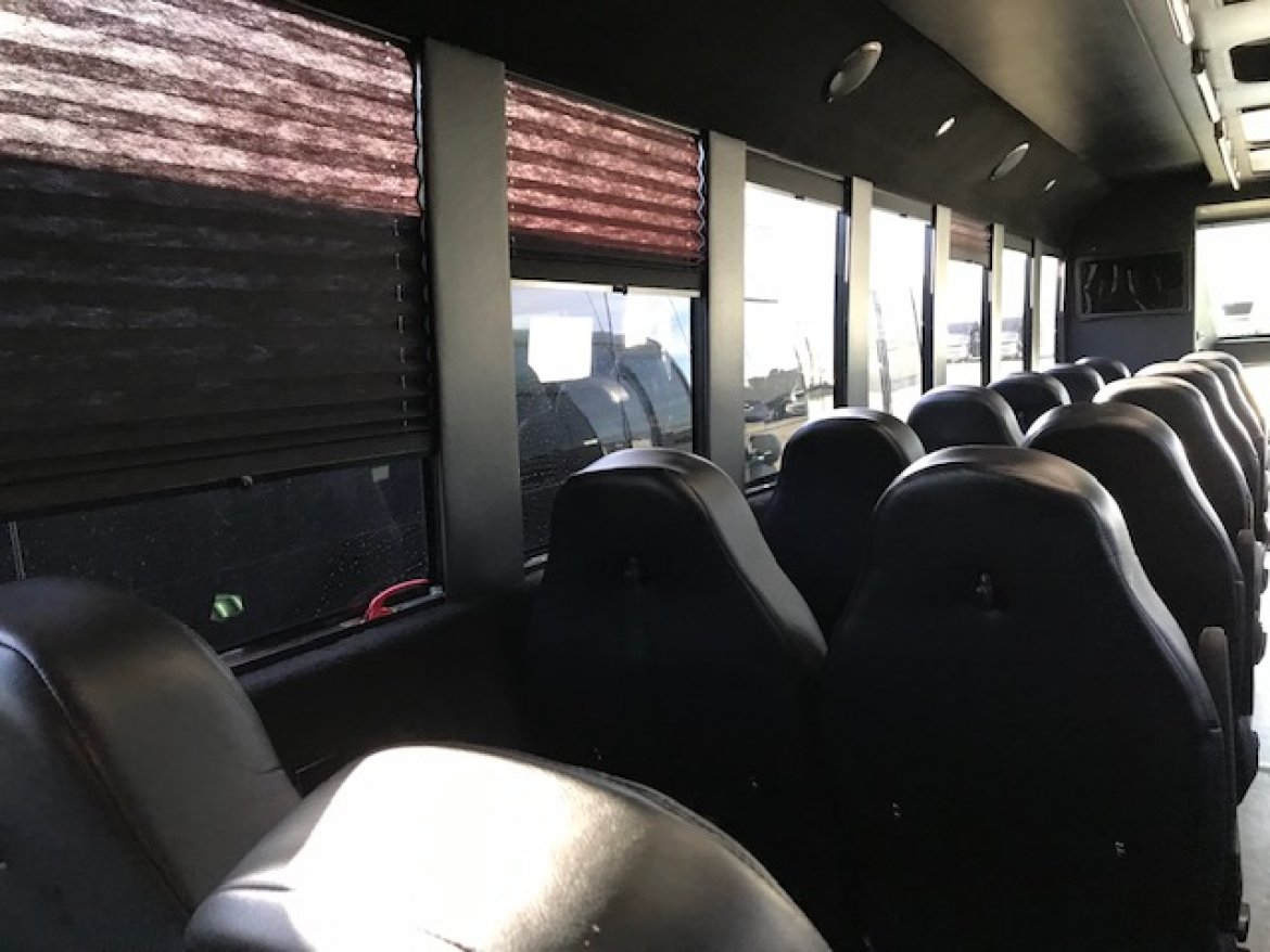 Executive Shuttle for Sale in Riverside, CA - Photo 19