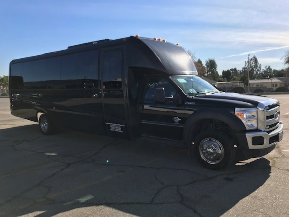 Executive Shuttle for Sale in Riverside, CA - Photo 8