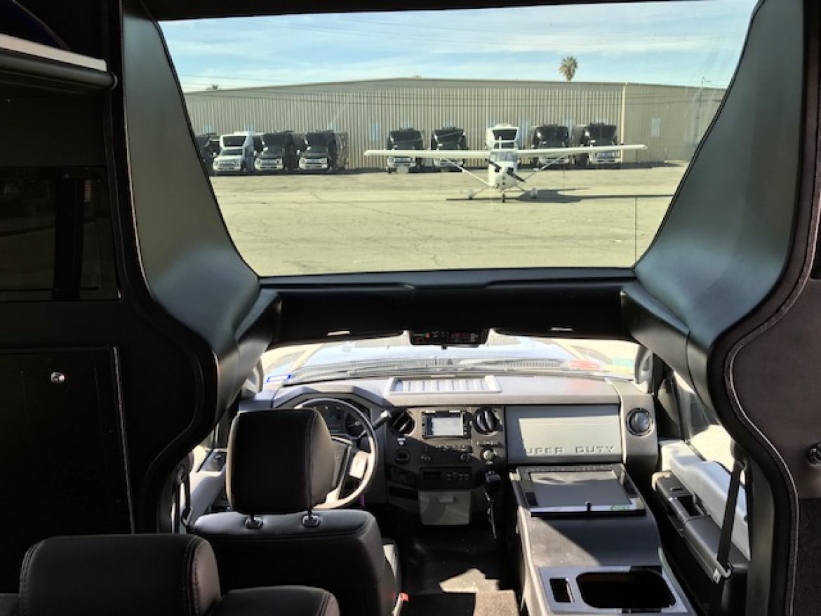 Executive Shuttle for Sale in Riverside, CA - Photo 17