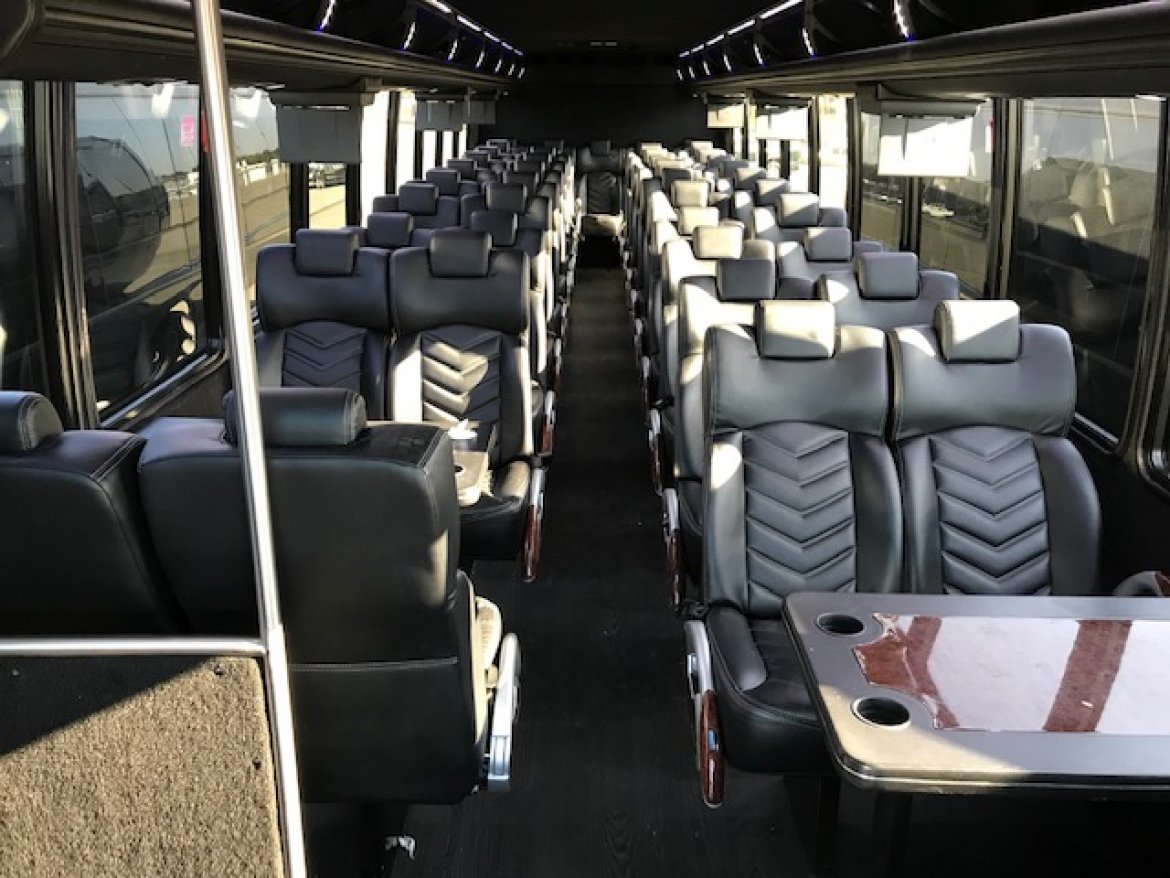 Executive Shuttle for Sale in Riverside, CA - Photo 10