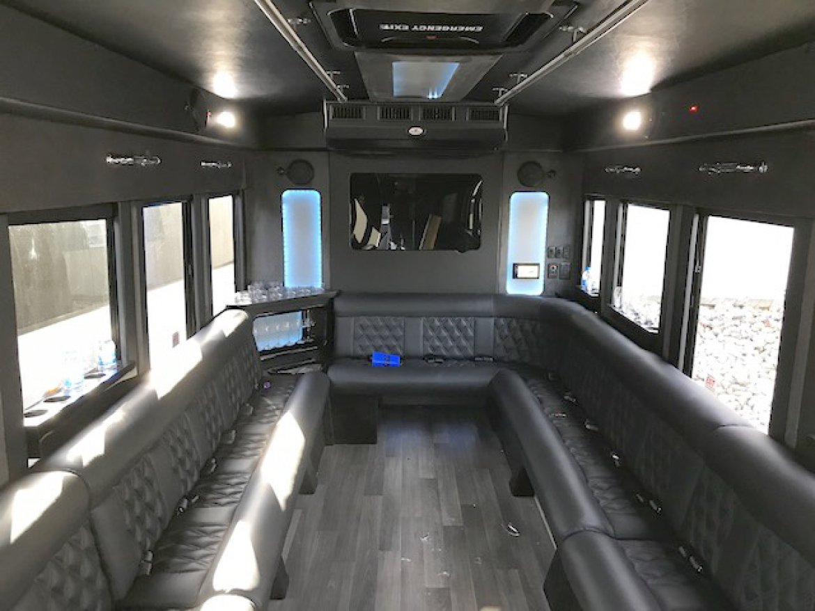 Limo Bus for Sale in Oaklyn, NJ - Photo 6