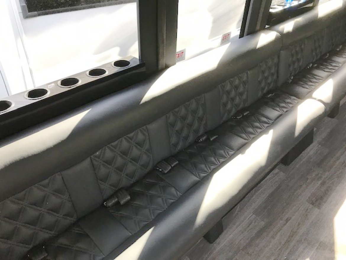 Limo Bus for Sale in Oaklyn, NJ - Photo 7