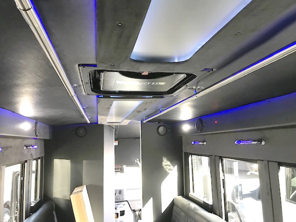 Limo Bus for Sale in Oaklyn, NJ - Photo 8