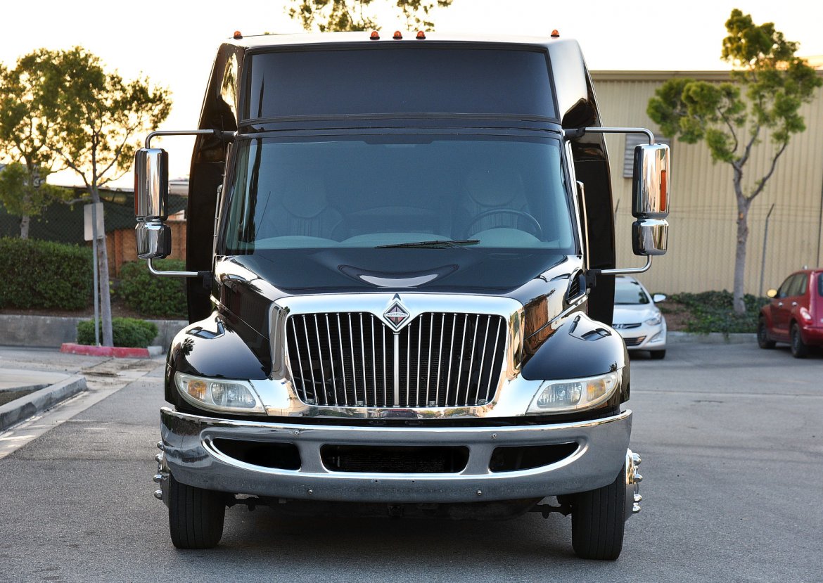 Limo Bus for Sale in Fontana, CA - Photo 3