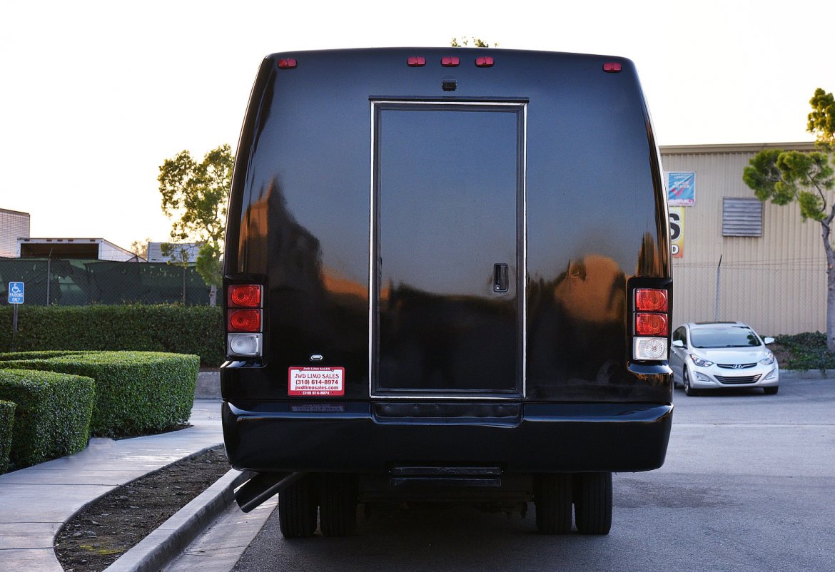 Limo Bus for Sale in Fontana, CA - Photo 5