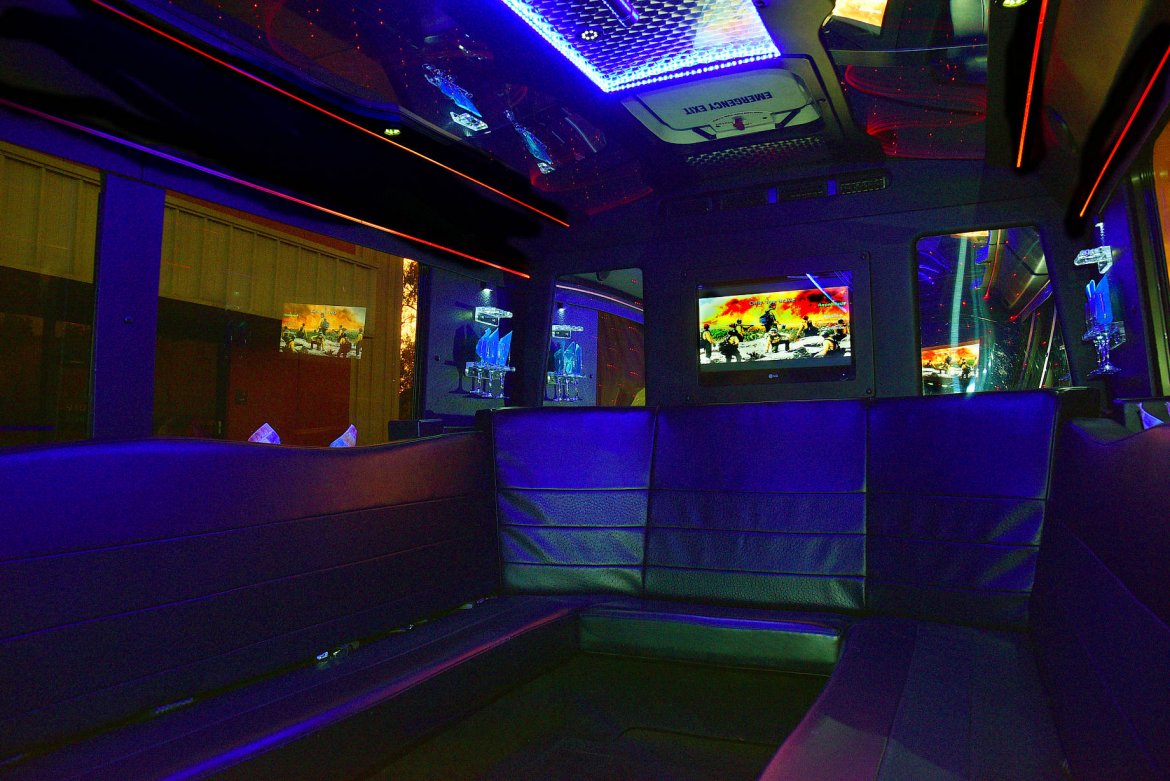 Limo Bus for Sale in Fontana, CA - Photo 11