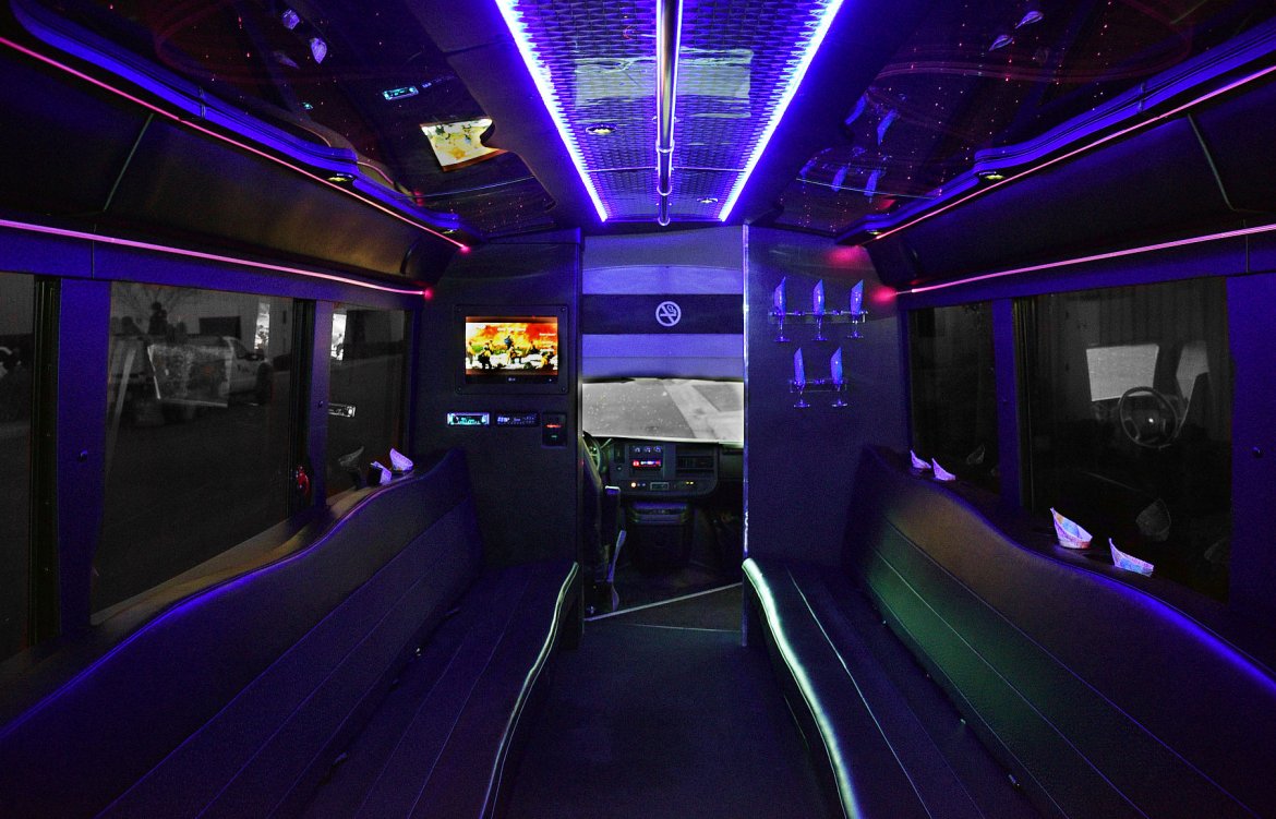 Limo Bus for Sale in Fontana, CA - Photo 14