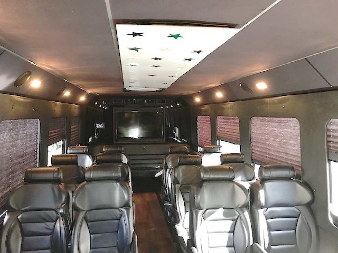 Executive Shuttle for Sale in Oaklyn, NJ - Photo 9