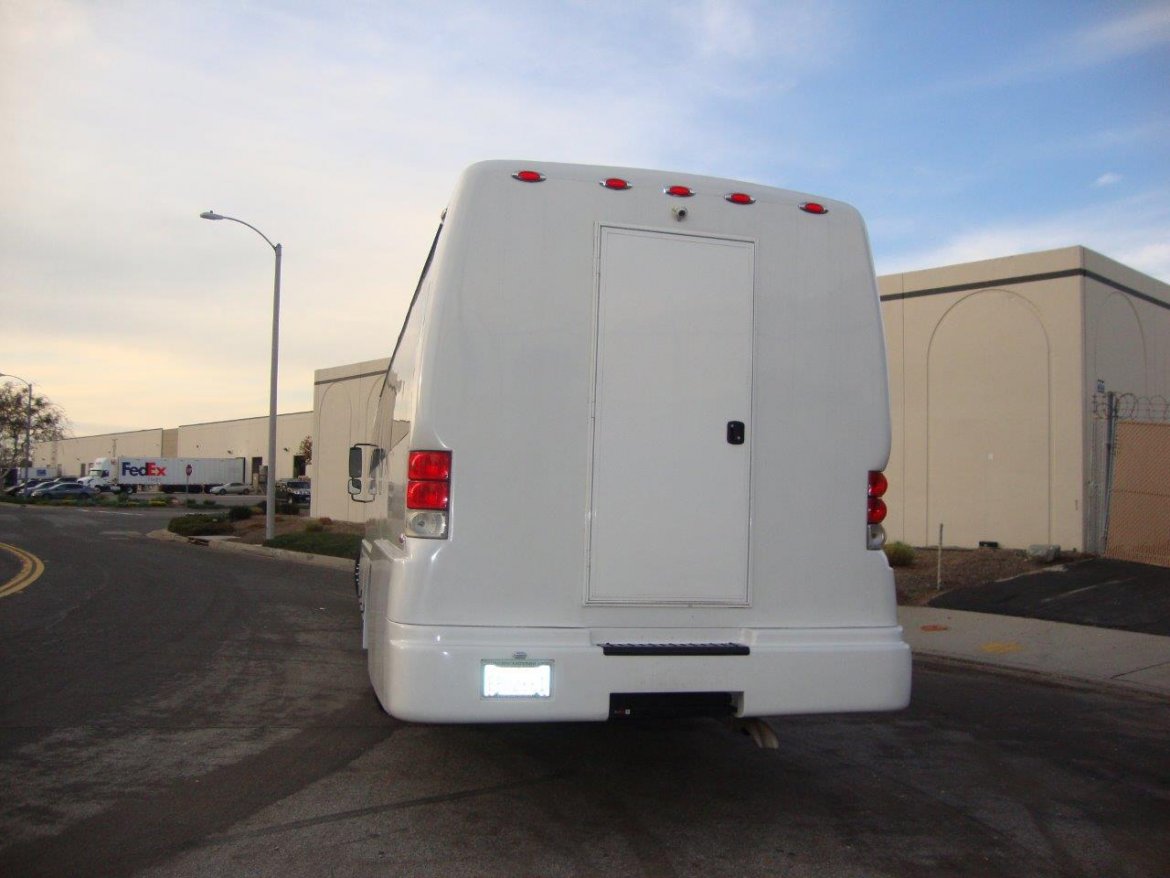 Shuttle Bus for Sale in Carson, CA - Photo 8