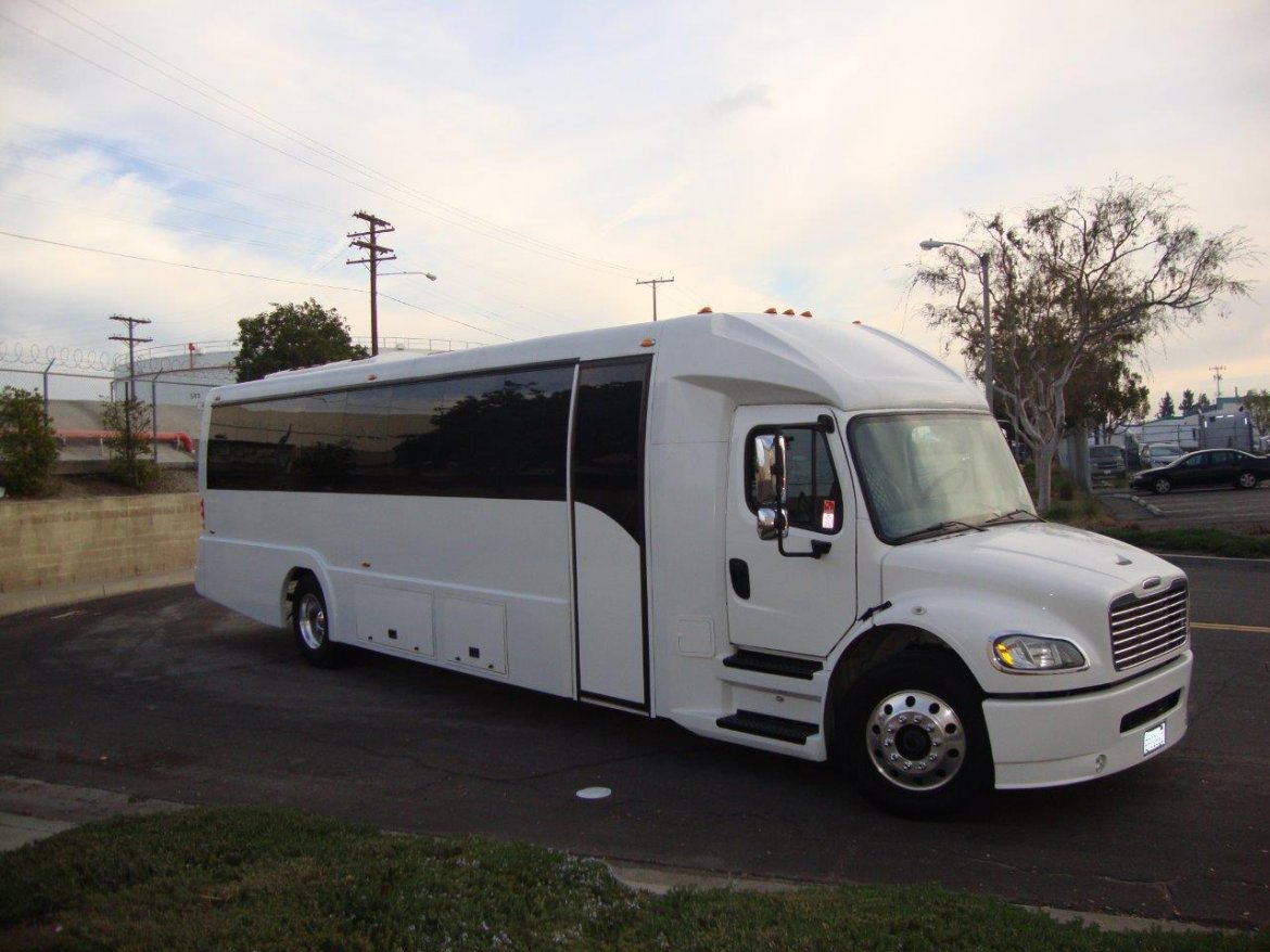 Shuttle Bus for Sale in Carson, CA - Photo 10