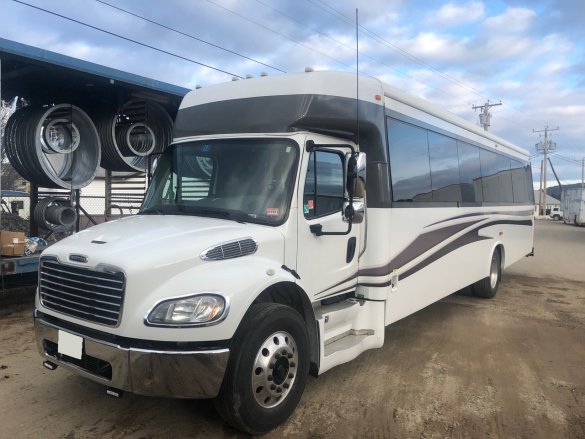 2014 Freightliner M2 Executive Shuttle for Sale in Riverside, CA - Main Photo