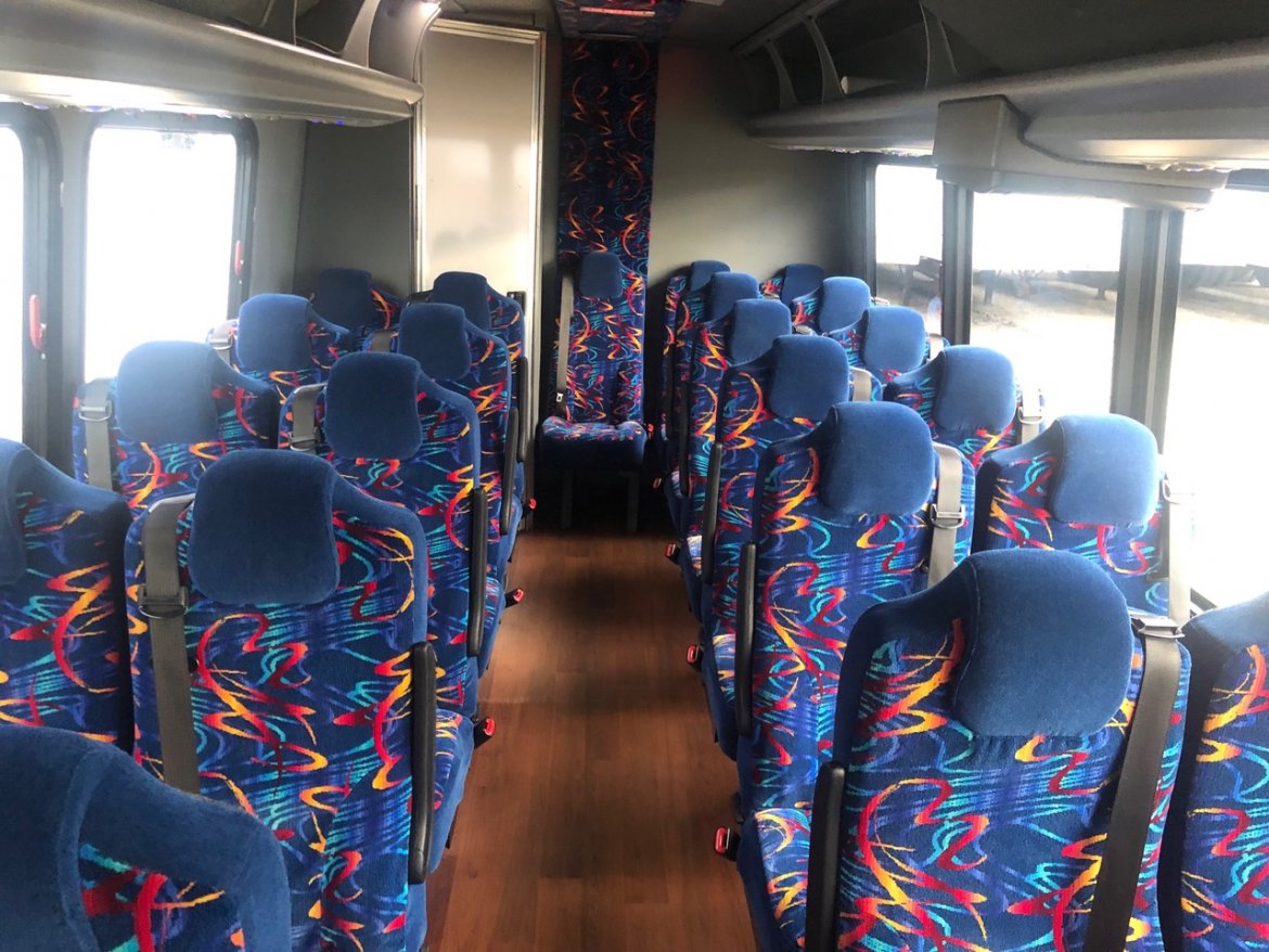 Executive Shuttle for Sale in Riverside, CA - Photo 6