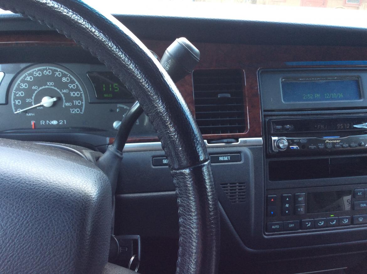 Photo of Limousine for sale: 2005 Lincoln Town car 70&quot; by Royale