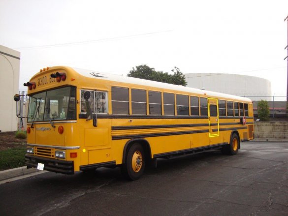 1993 Blue Bird All American /All Canadian School Bus Shuttle Bus for Sale in Carson, CA - Main Photo