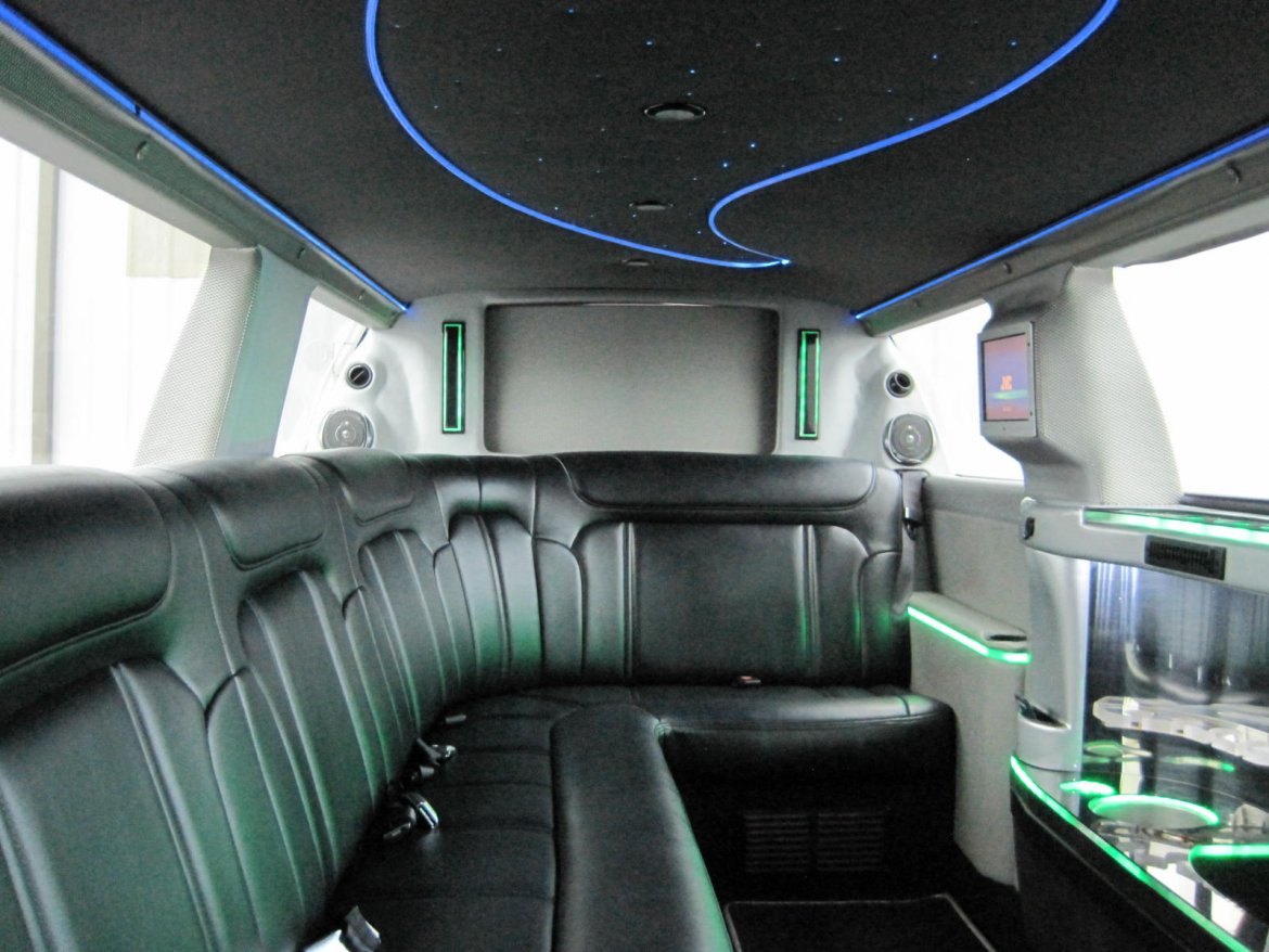 Limousine for Sale in Ozark, MO - Photo 18