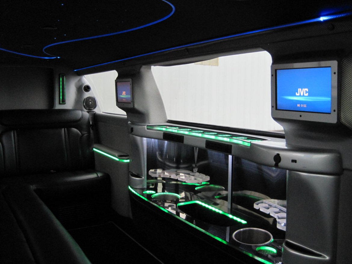 Limousine for Sale in Ozark, MO - Photo 19