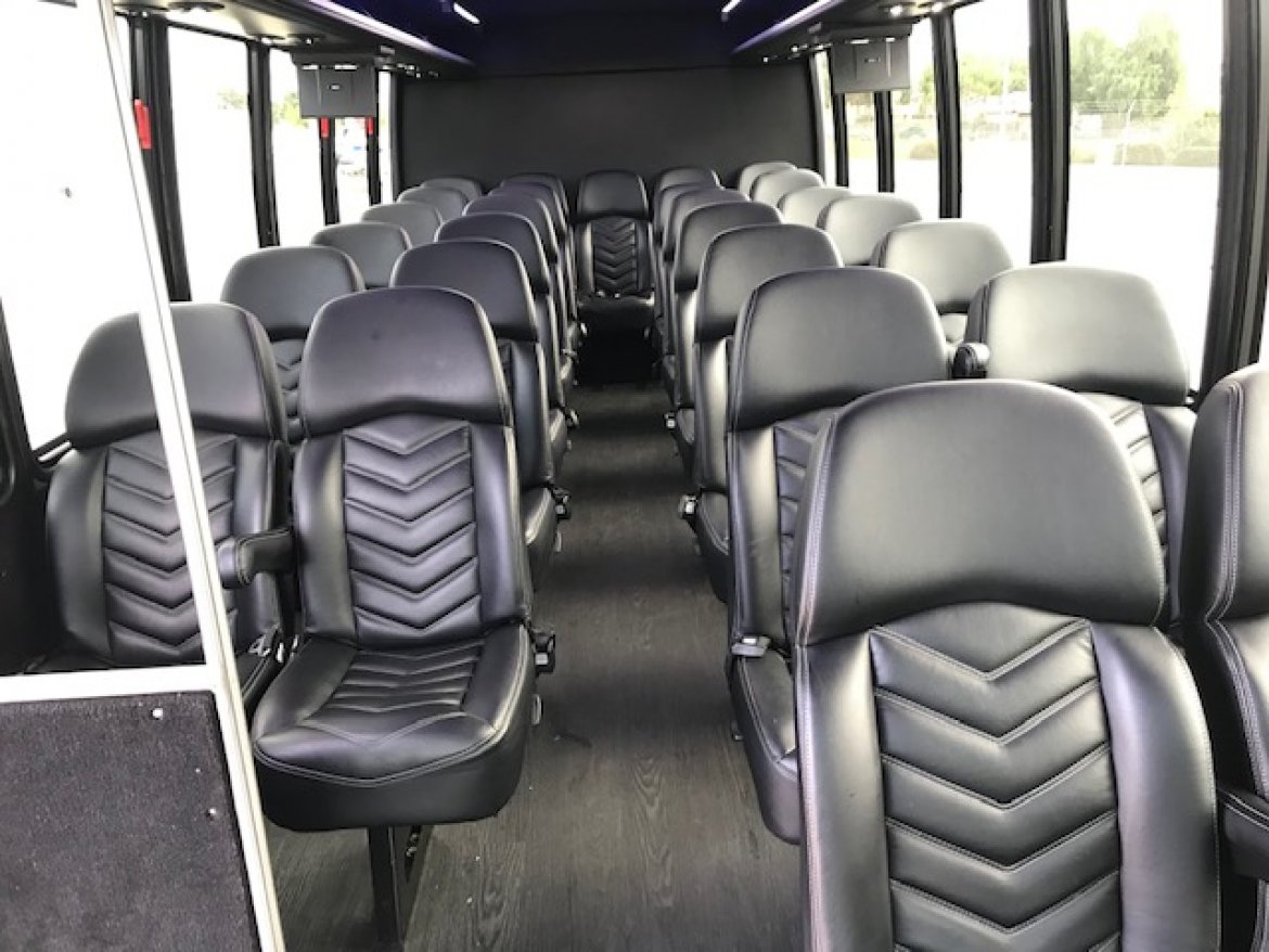 Executive Shuttle for Sale in Riverside, CA - Photo 11