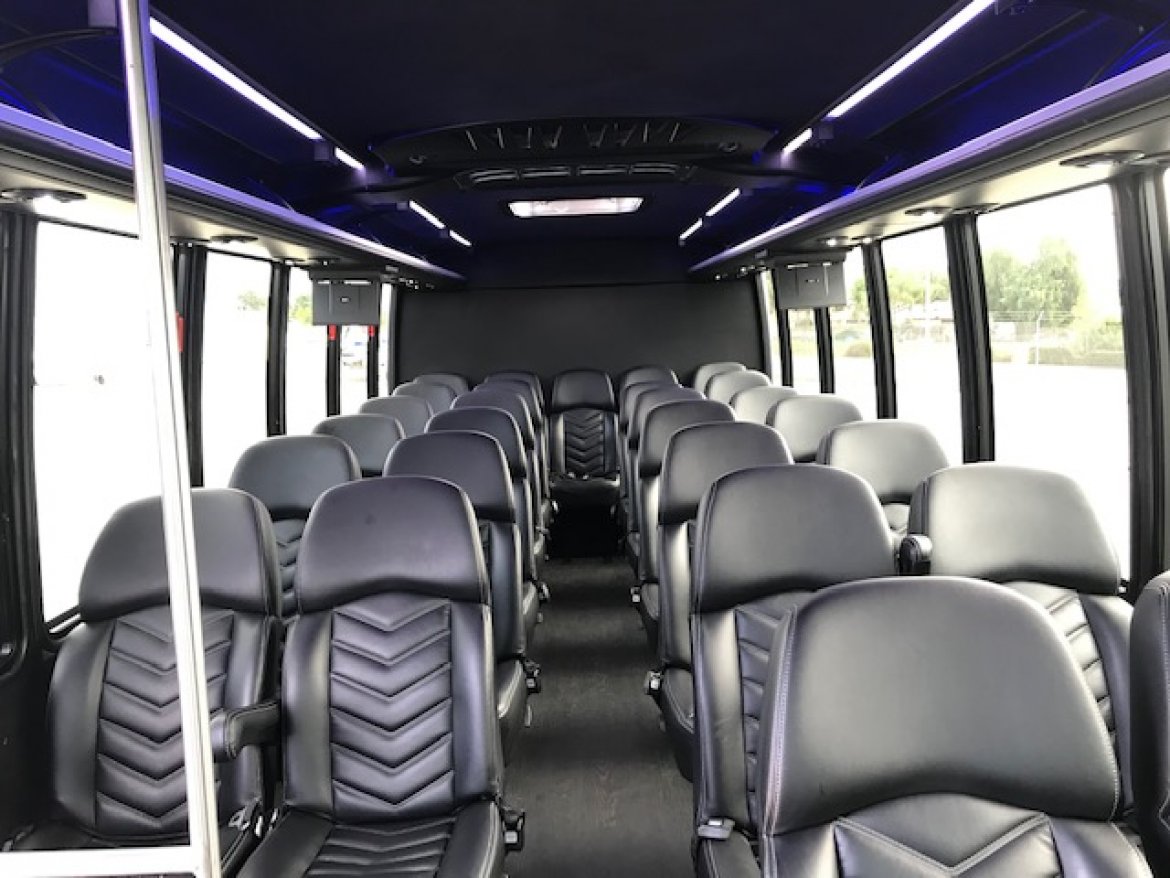 Executive Shuttle for Sale in Riverside, CA - Photo 13