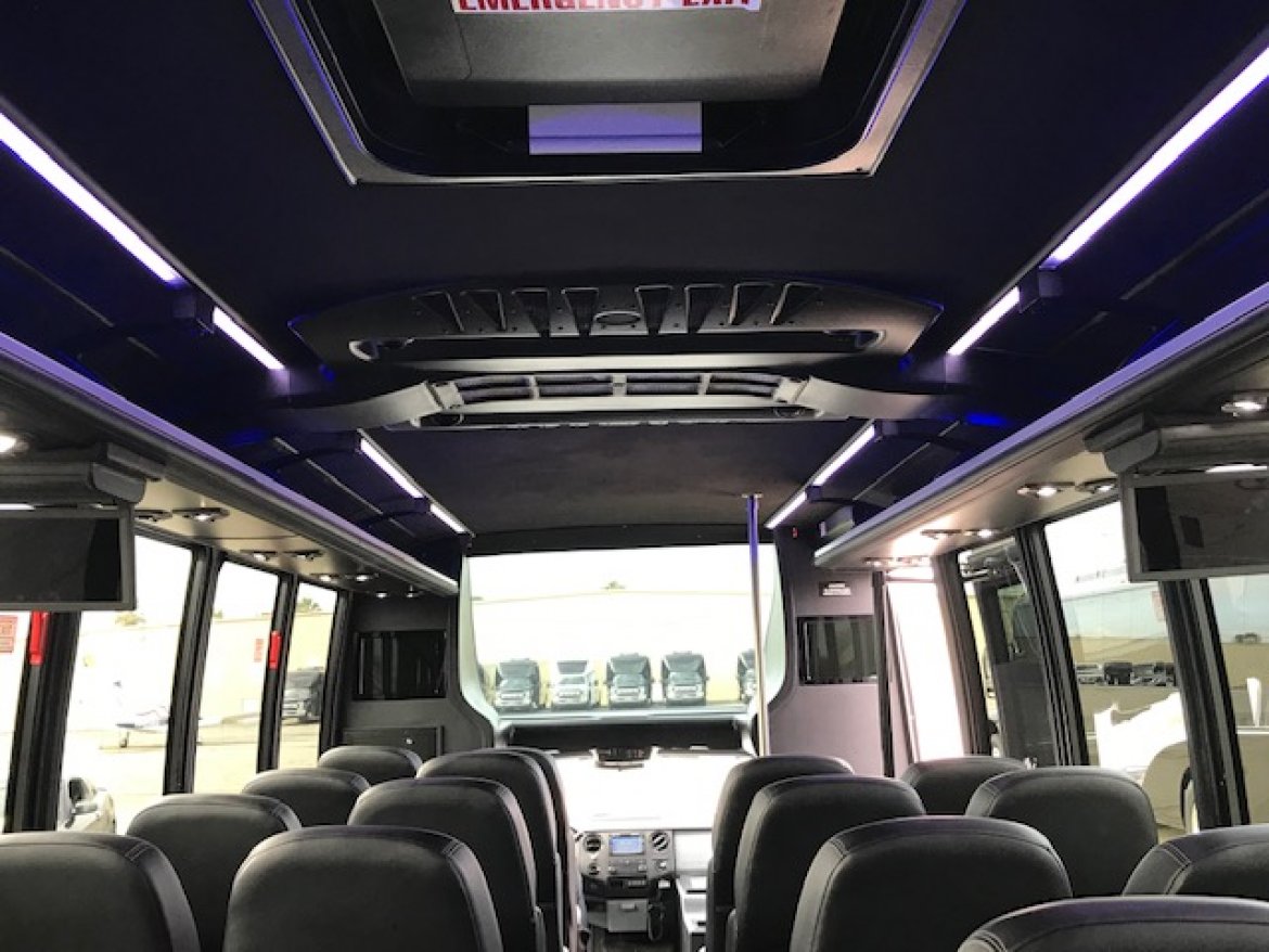 Executive Shuttle for Sale in Riverside, CA - Photo 19