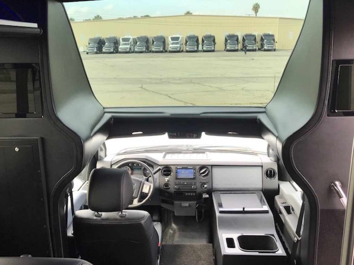 Executive Shuttle for Sale in Riverside, CA - Photo 20