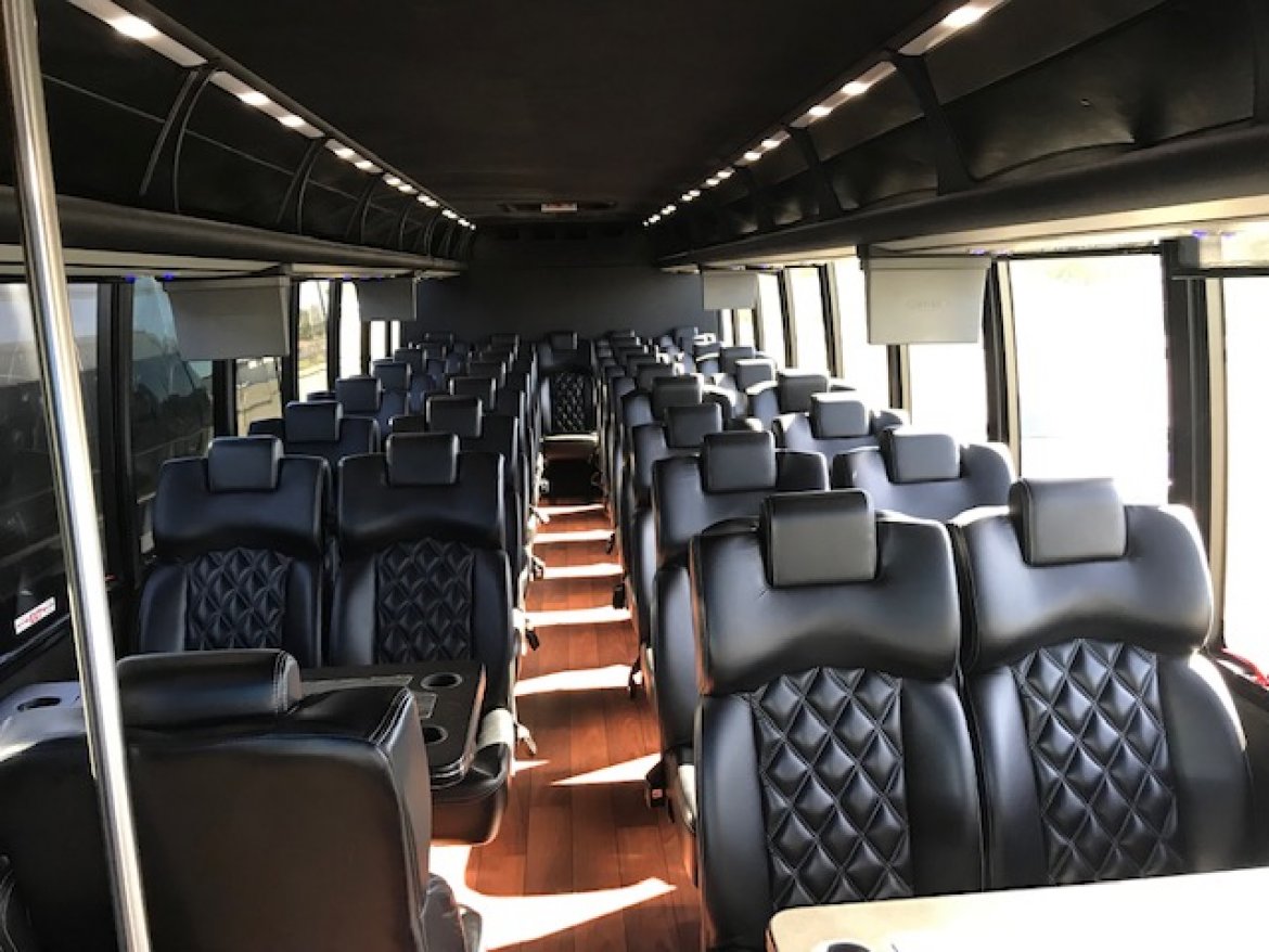 Executive Shuttle for Sale in Riverside, CA - Photo 7