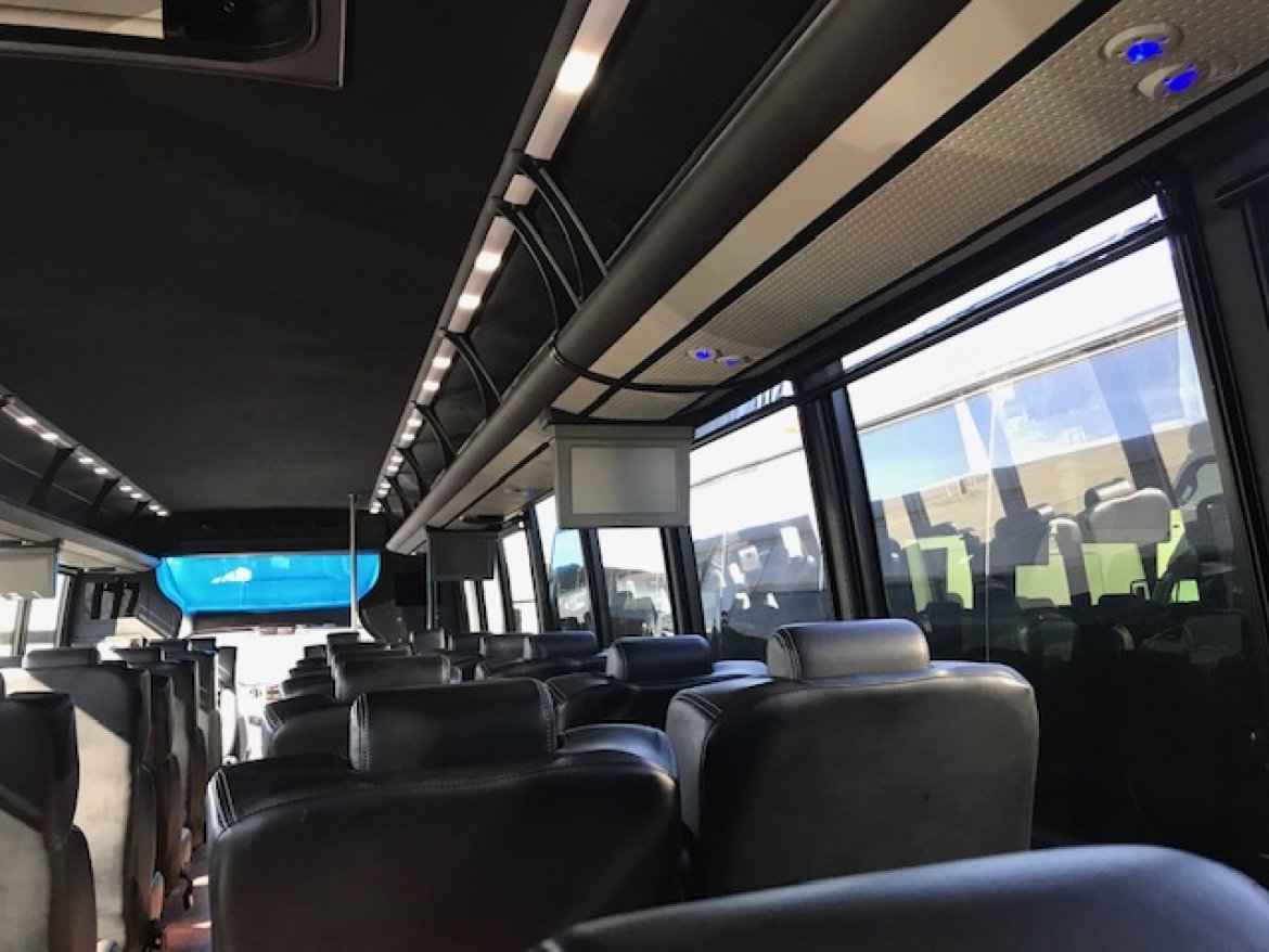 Executive Shuttle for Sale in Riverside, CA - Photo 12