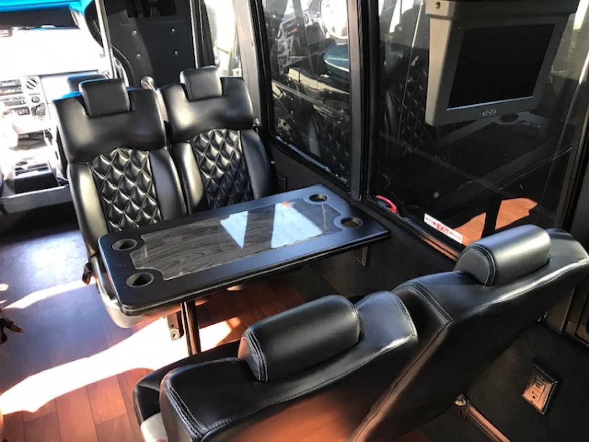 Executive Shuttle for Sale in Riverside, CA - Photo 14