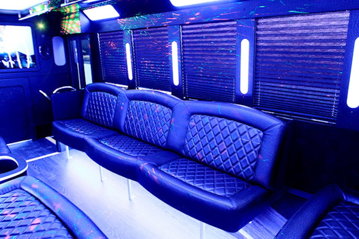 Limo Bus for Sale in Oaklyn, NJ - Photo 6