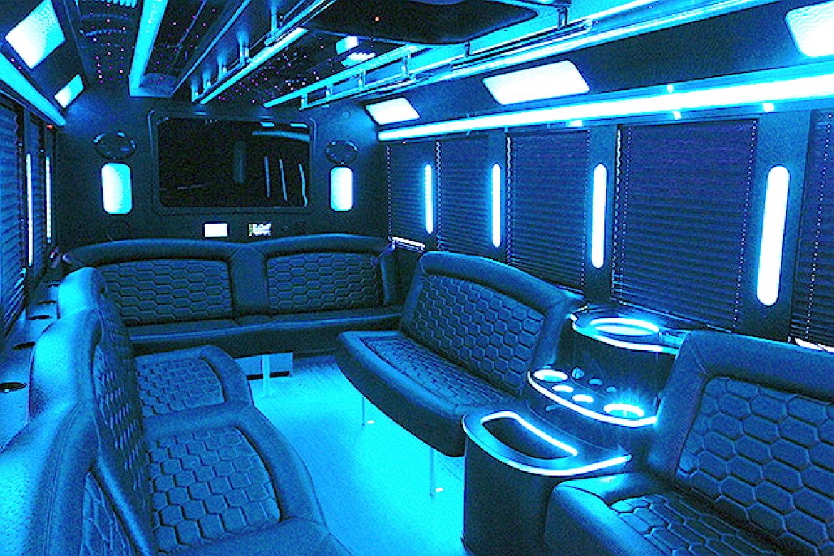 Limo Bus for Sale in Oaklyn, NJ - Photo 17