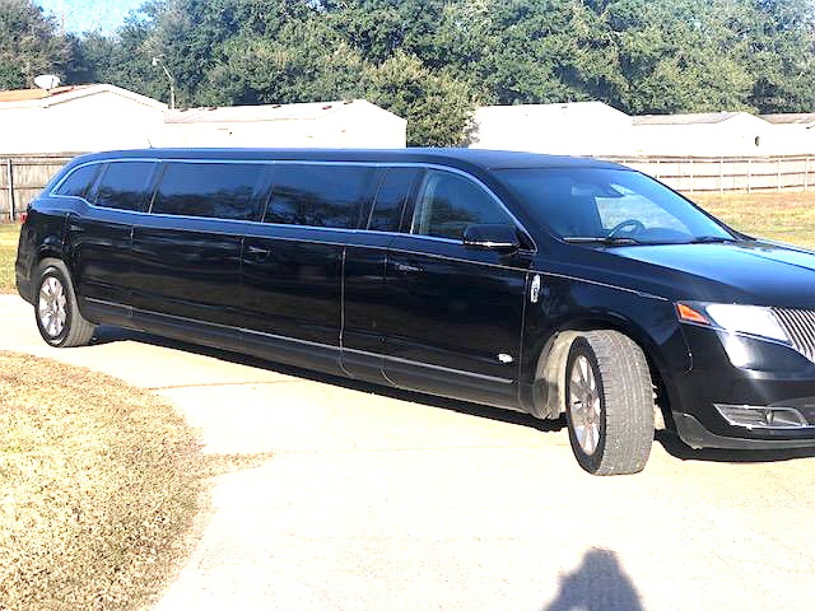 Limousine for Sale in Lafayette, LA - Photo 4
