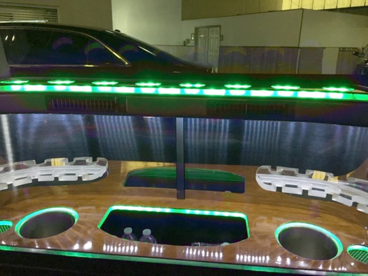 Limousine for Sale in Lafayette, LA - Photo 18