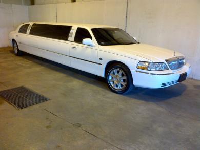 2007 Lincoln Town Car Sedan for Sale in Trenton, NJ - Main Photo