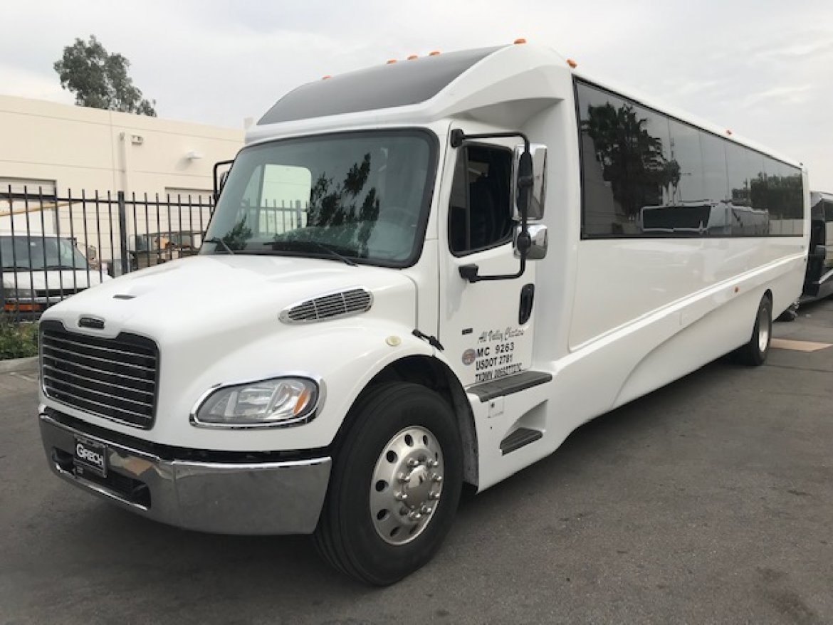 Executive Shuttle for Sale in Riverside, CA - Main Photo