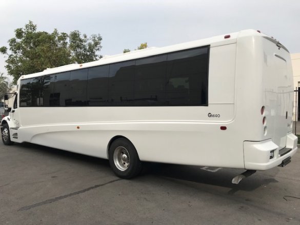 2017 Freightliner M2 Executive Shuttle for Sale in Riverside, CA - Photo 3