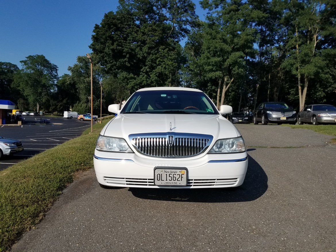 Limousine for Sale in Freehold, NJ - Photo 5