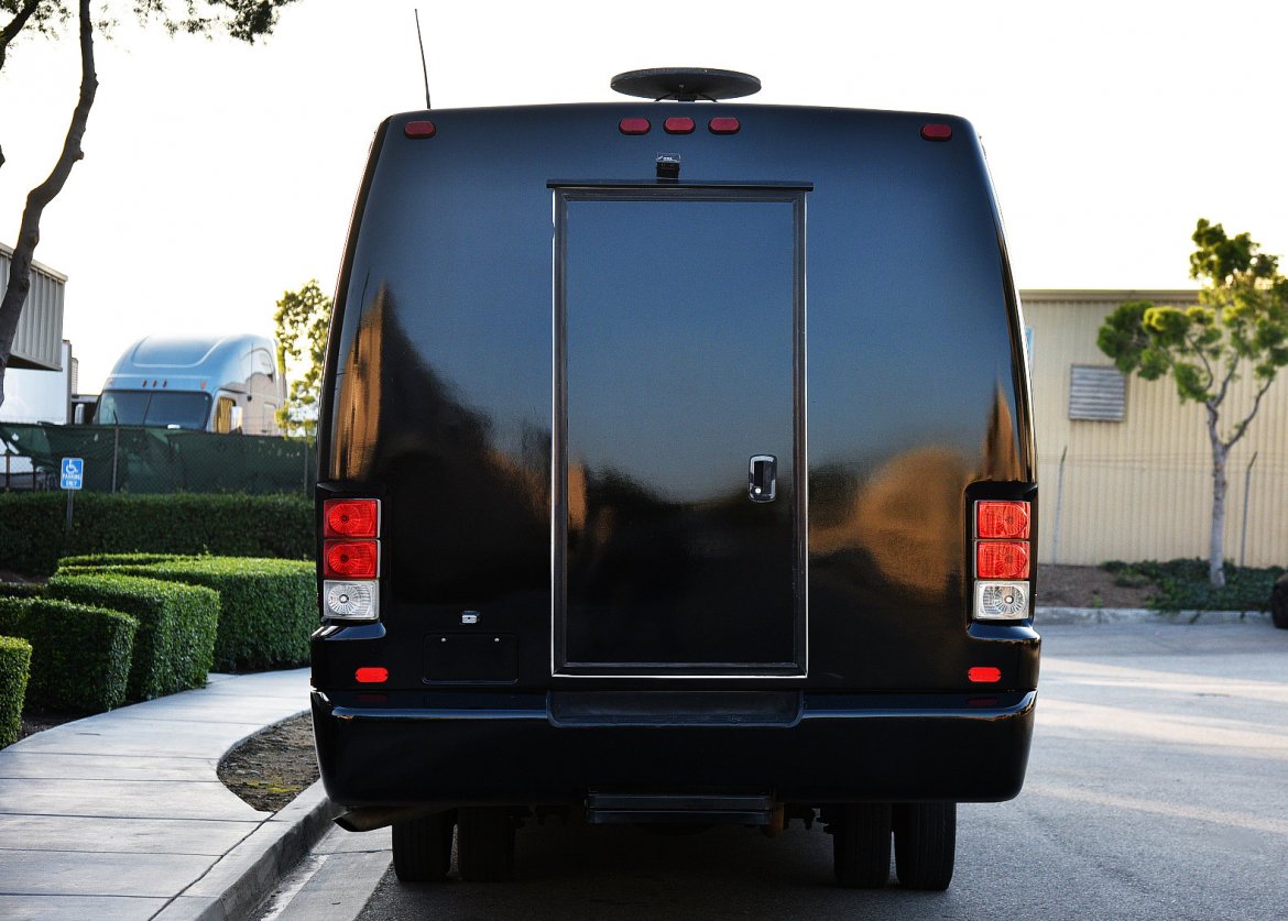 Limo Bus for Sale in Fontana, CA - Photo 4