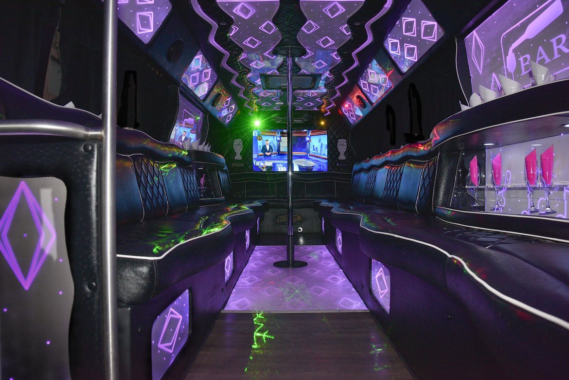 Limo Bus for Sale in Fontana, CA - Photo 14
